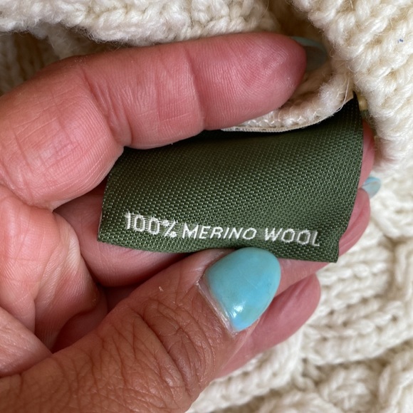 Blarney Woolen Mills Cream Wool Aran Sweater - Picture 8 of 10